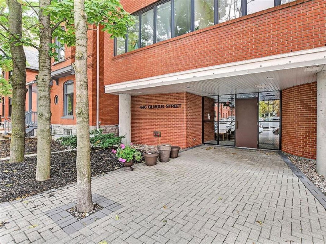 Entrance — 446 Gilmour Street, Ottawa, Toronto