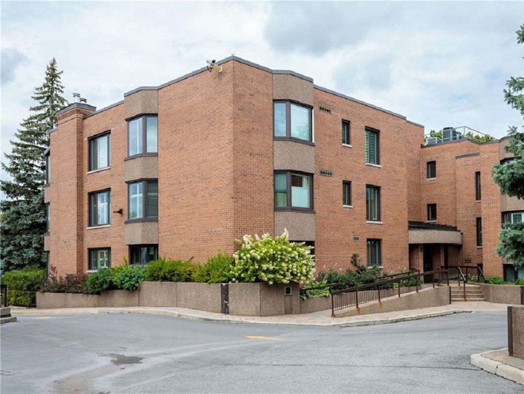 Botanica, Ottawa, Toronto