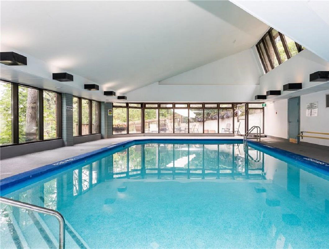 Pool — Botanica, Ottawa, Toronto