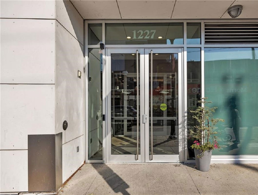 Entrance — The Currents, Ottawa, Toronto