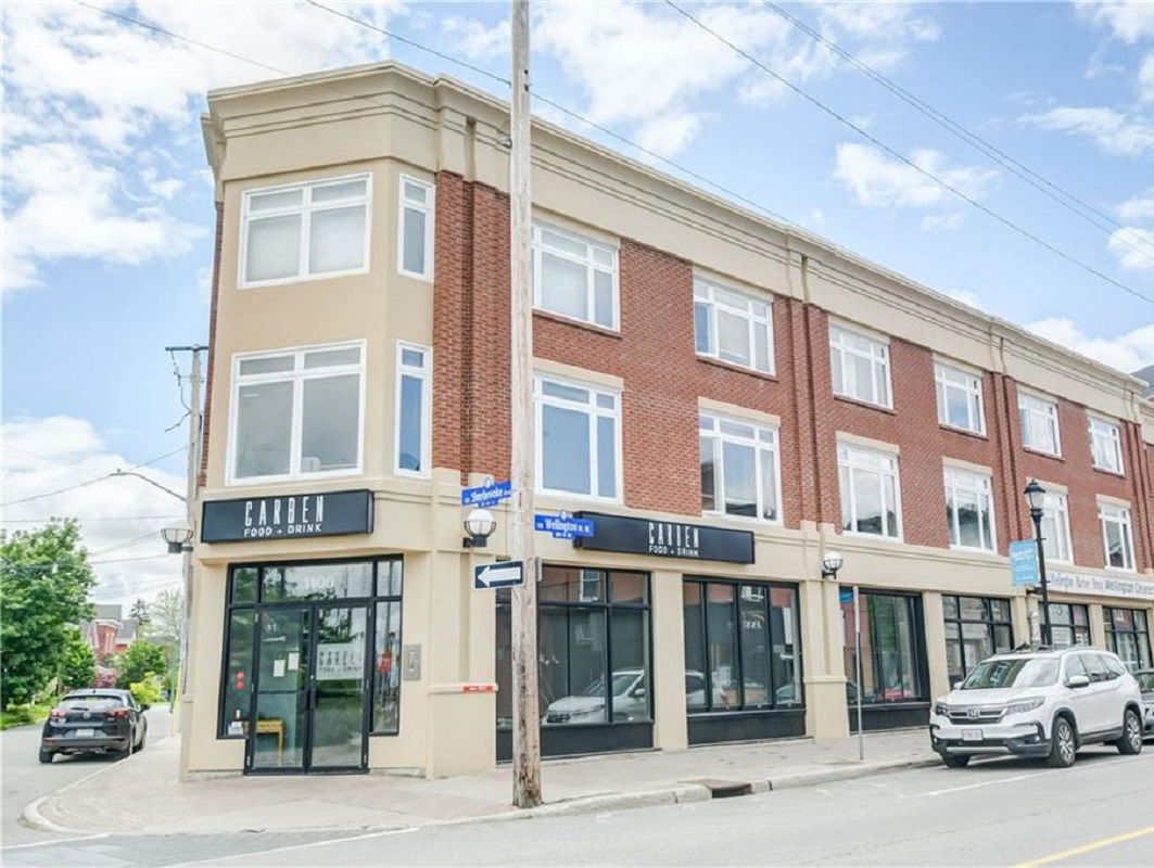 4 Sherbrooke Avenue, Ottawa, Toronto