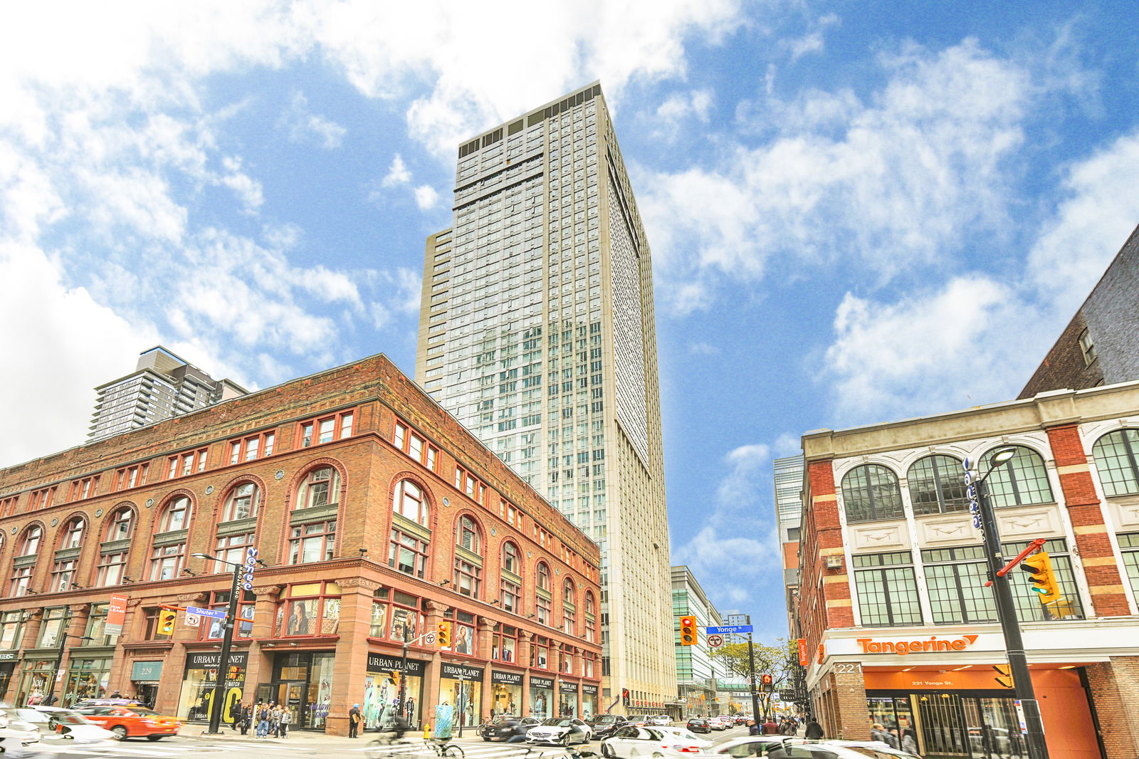 Exterior — Pantages Hotel and Condominium, Downtown, Toronto