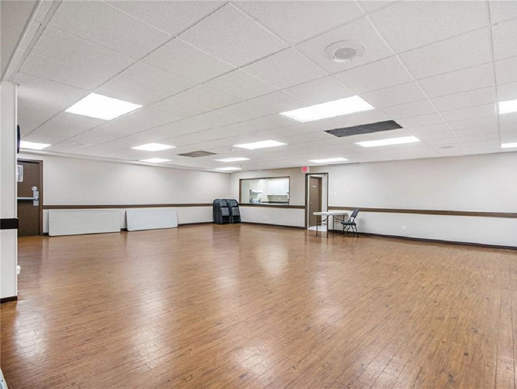 158-158B McArthur Ave, Chateau Vanier Condos, Party Room