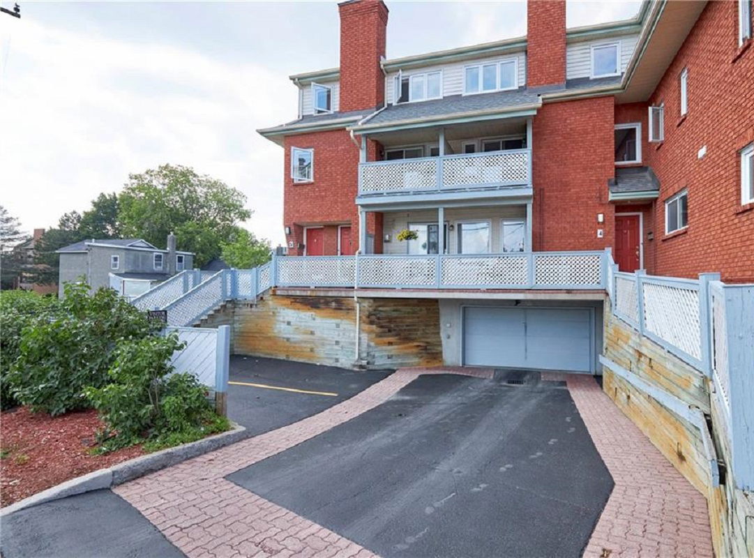 Exterior Side — 320 Cyr Avenue, Ottawa, Toronto