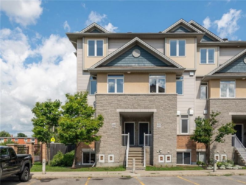 Redtail Private Townhomes