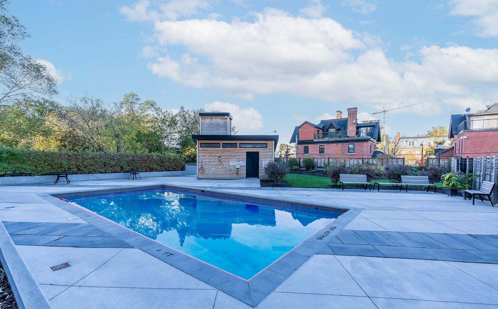 Pool — 373 Laurier Avenue Condos, Ottawa, Toronto