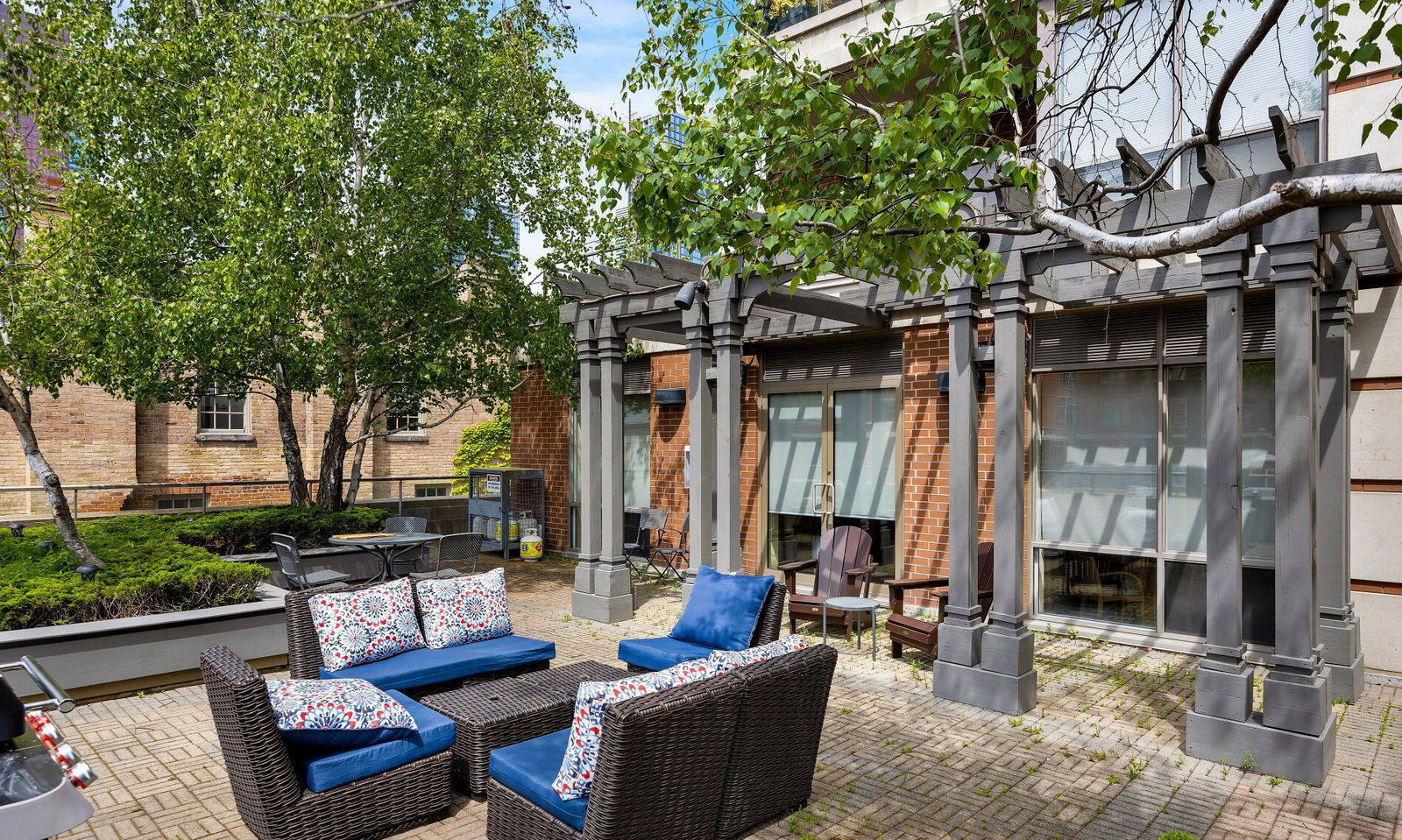 Rooftop Deck — King George Square, Downtown, Toronto