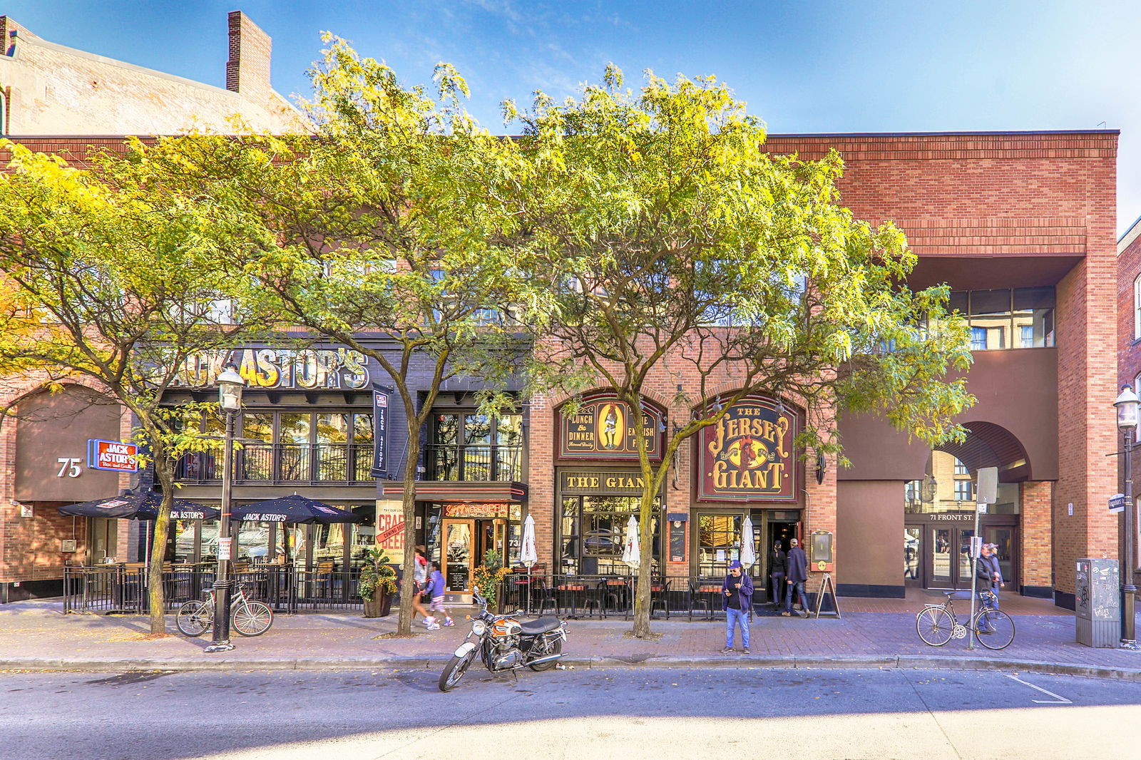 Exterior Facade — Market Galleria, Downtown, Toronto