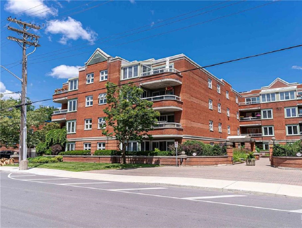 Exterior Side — Village Square, Ottawa, Toronto
