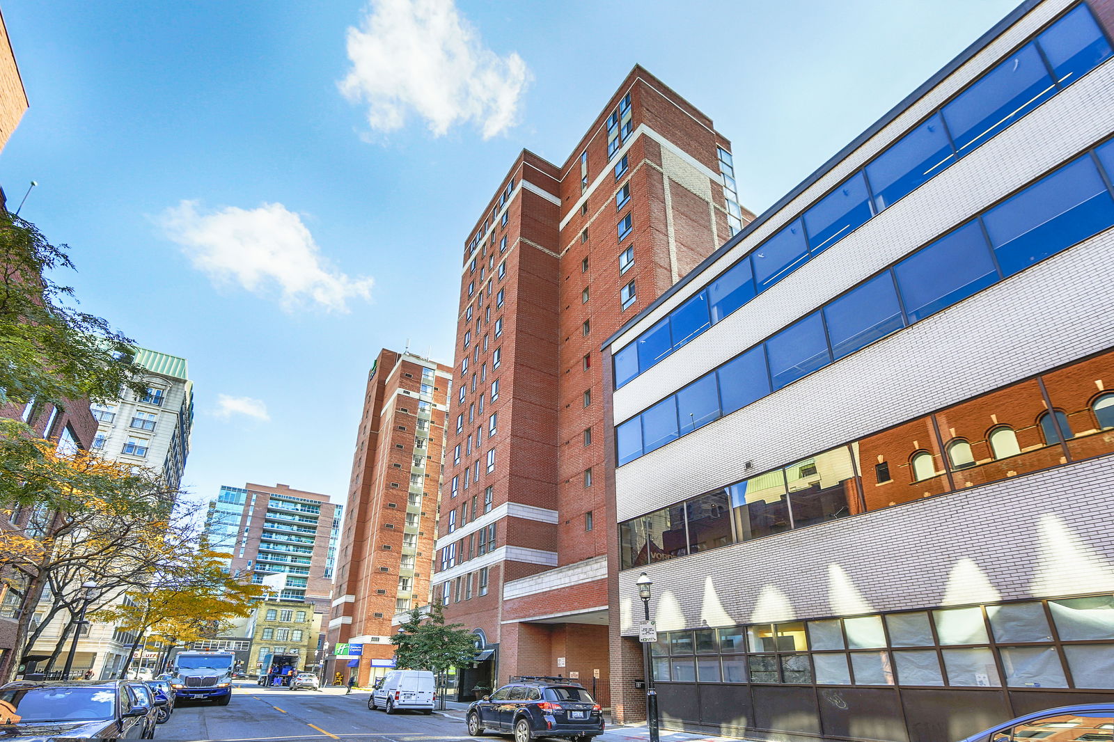 Exterior — St James Square, Downtown, Toronto