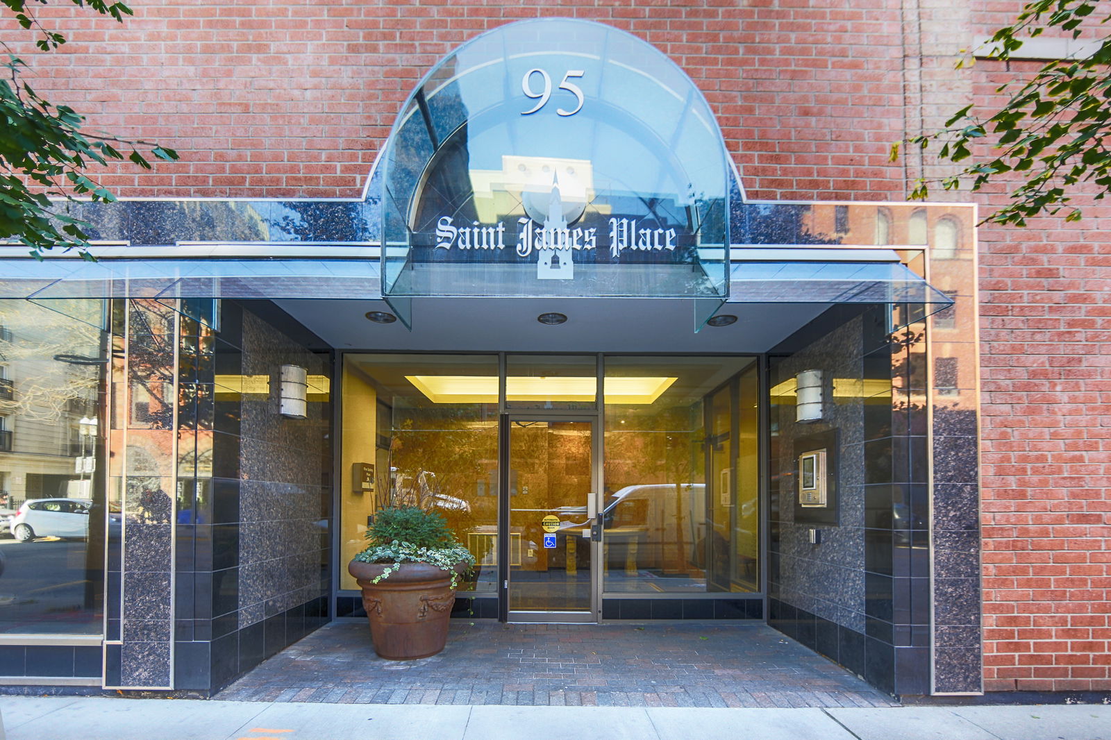 Entrance — St James Square, Downtown, Toronto