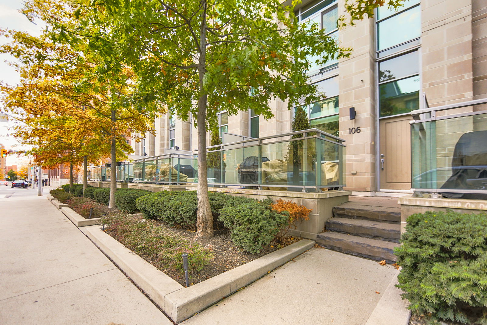 Unit Entrance — Vu South Tower, Downtown, Toronto