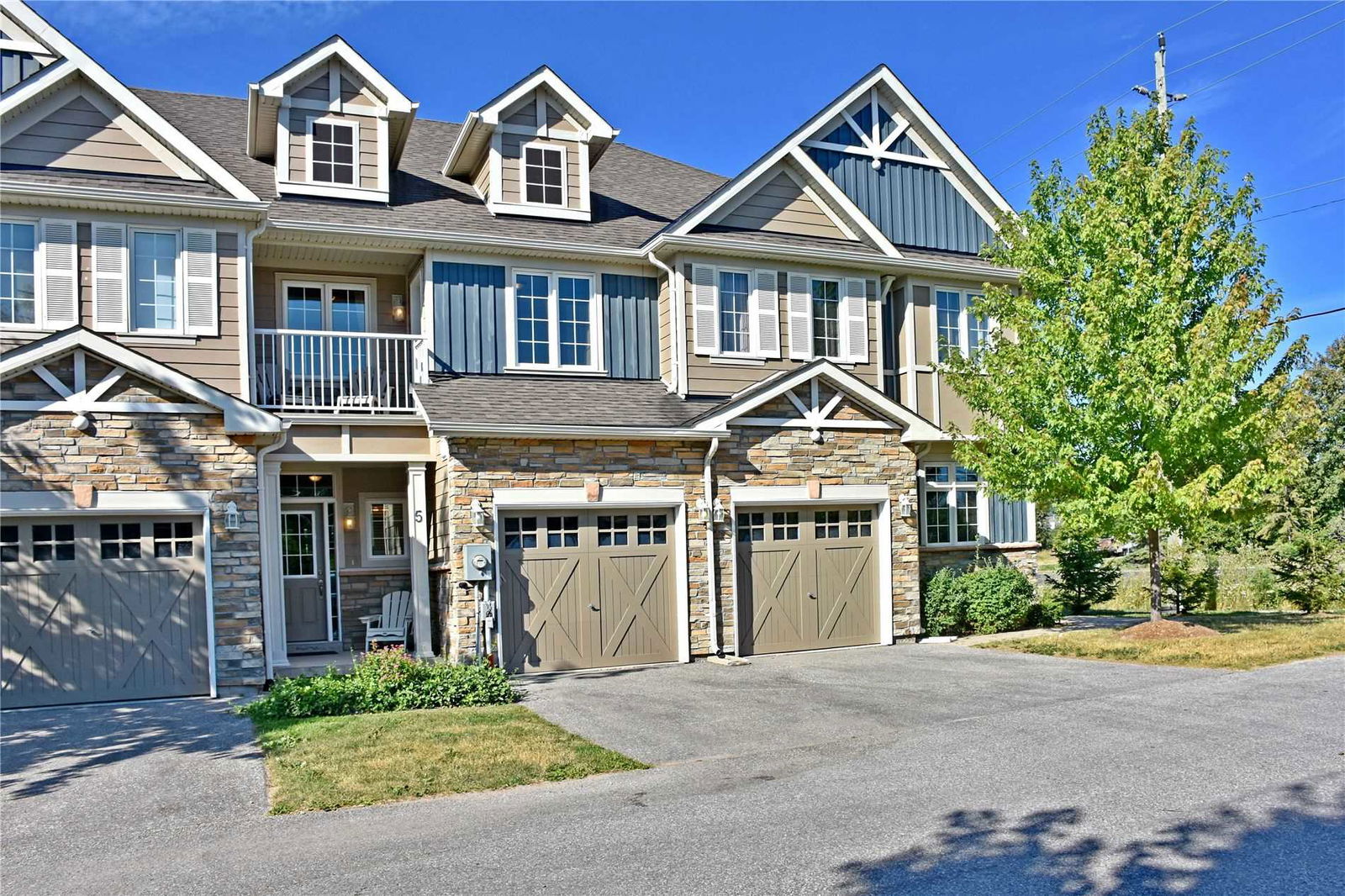 Exterior Side — Willow Creek at Blue, The Blue Mountains, Toronto