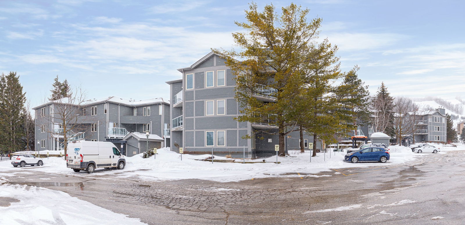 Cachet Crossing, The Blue Mountains, Toronto
