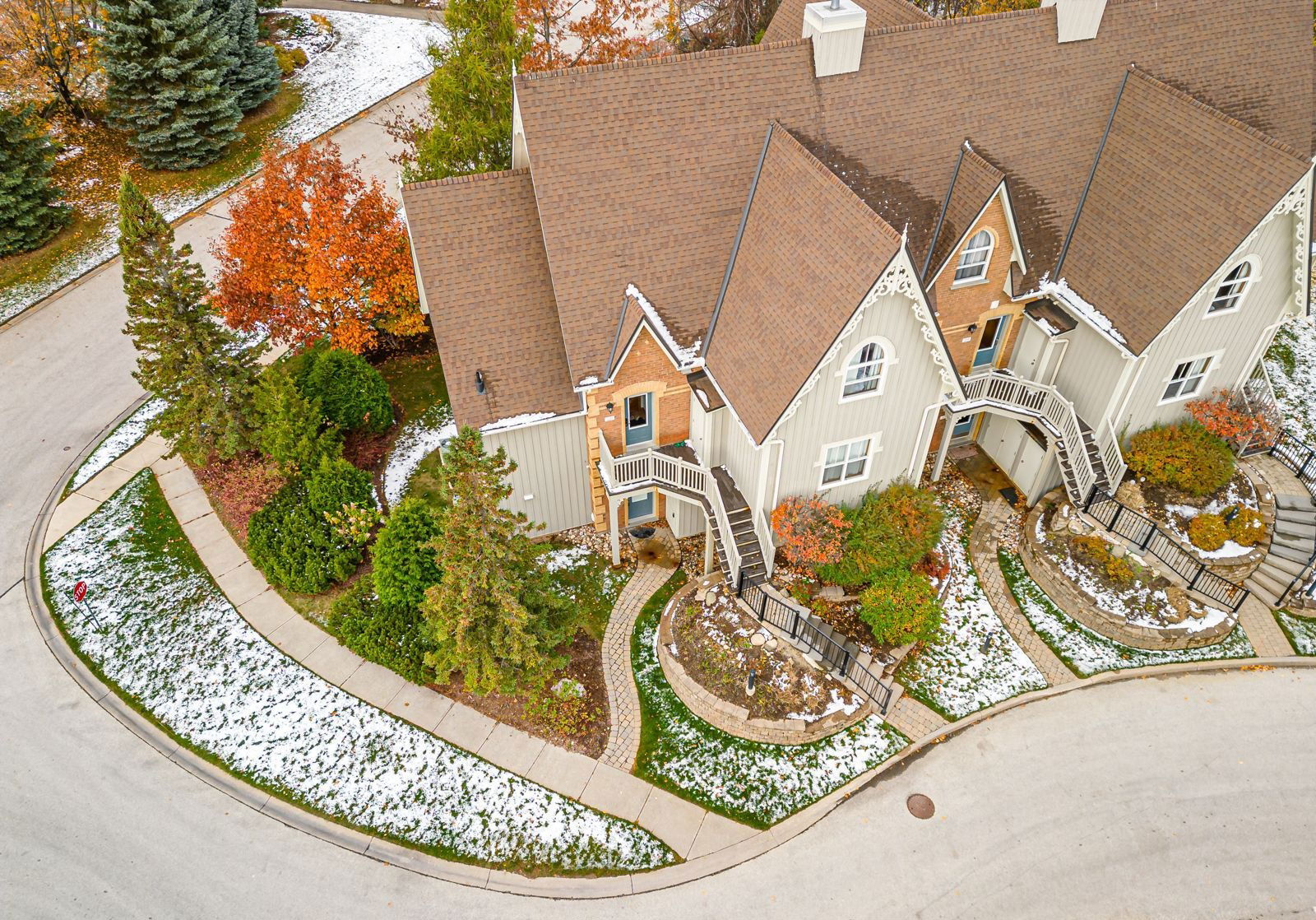 Snowbridge, The Blue Mountains, Toronto