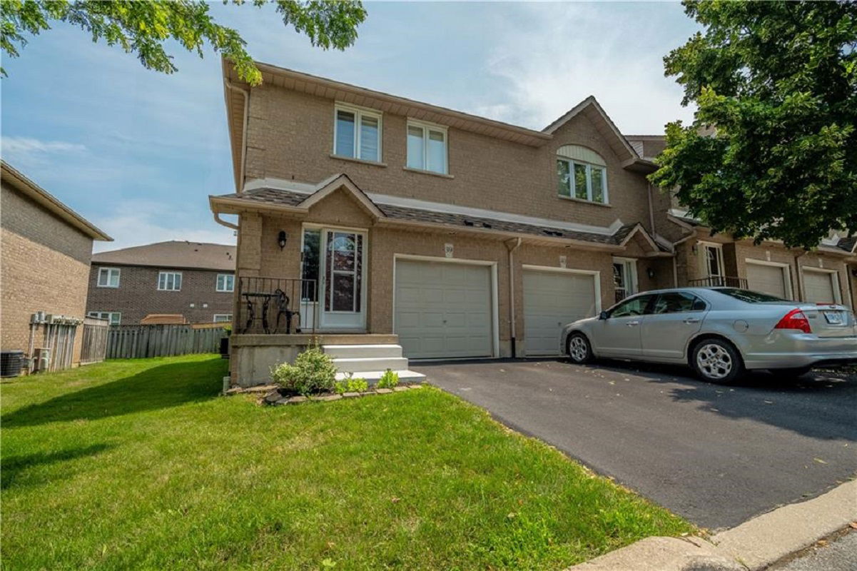 1889 Upper Wentworth, Hamilton, Toronto