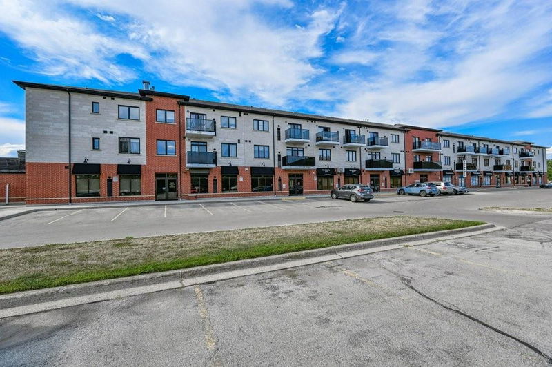 170 Rockhaven Condos