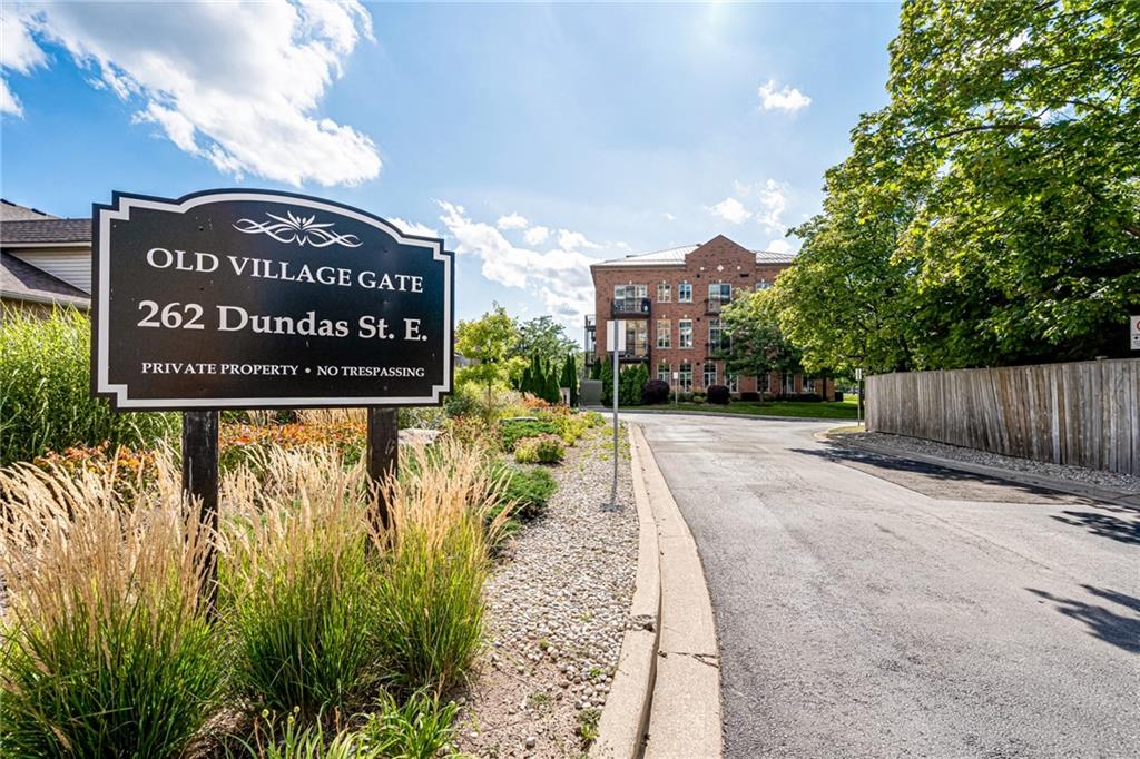 Old Village Gate, Hamilton, Toronto