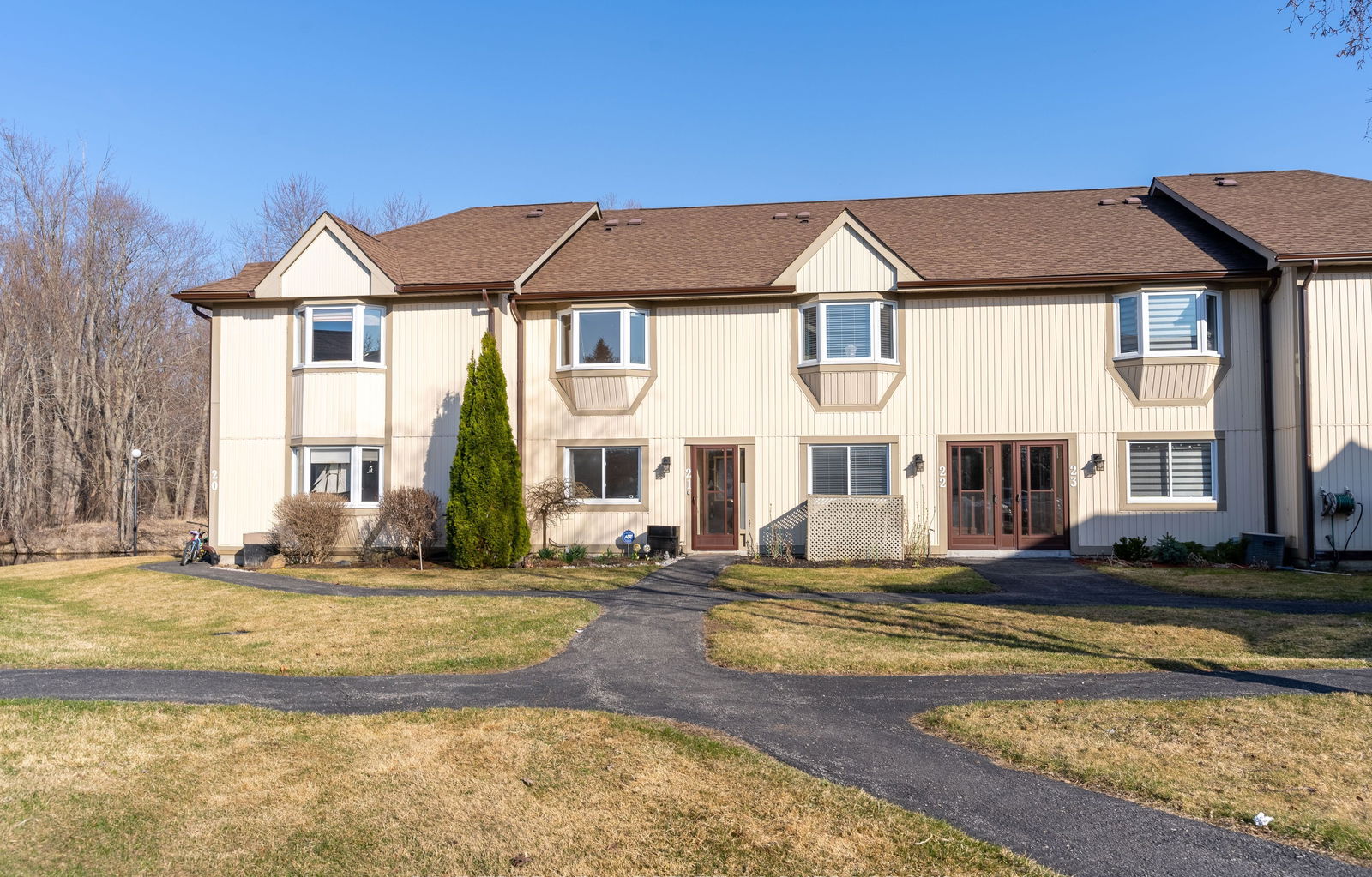 21 Laguna Condos, Ramara, Toronto