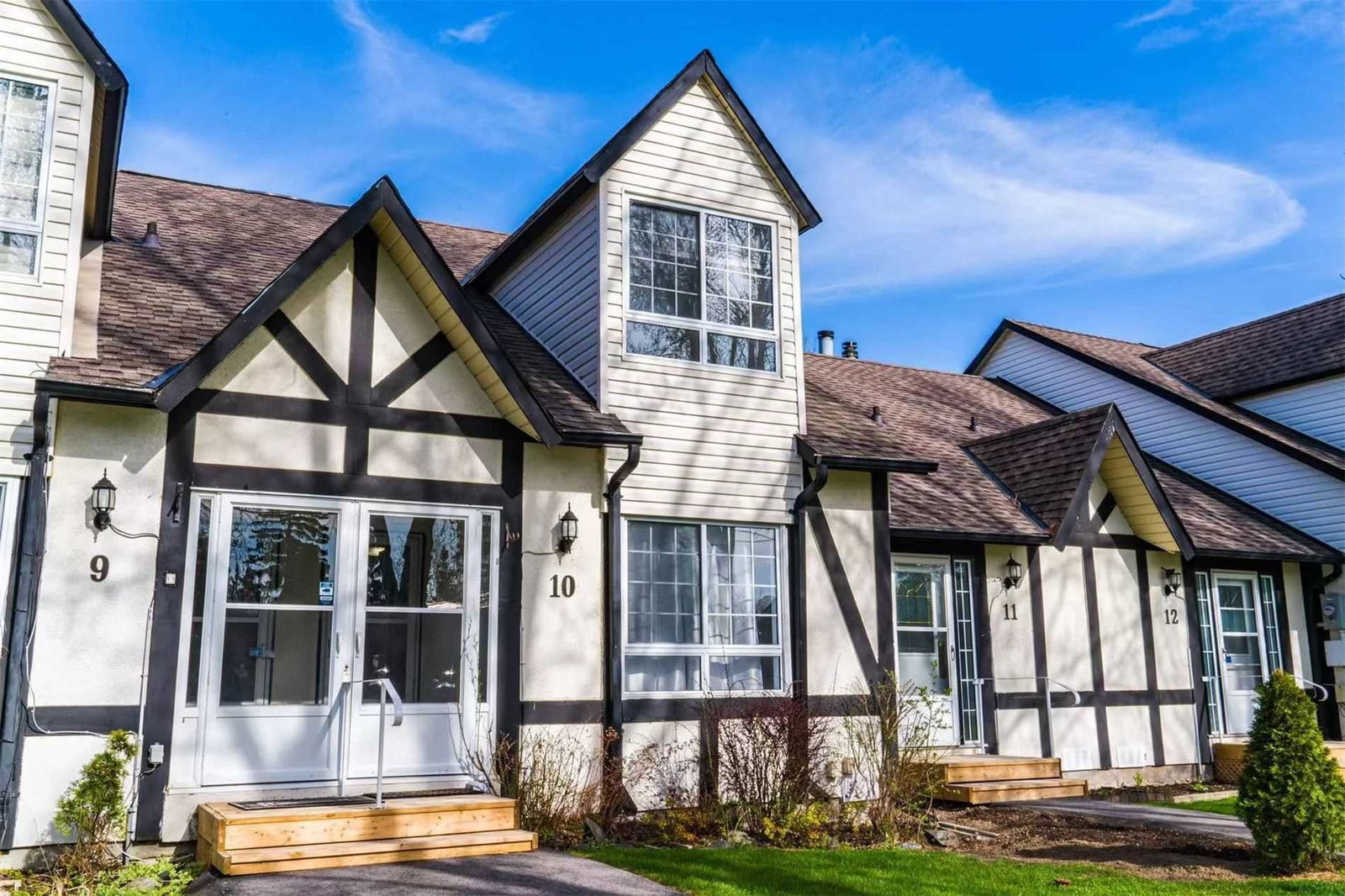 Laguna Shores Mews, Ramara, Toronto