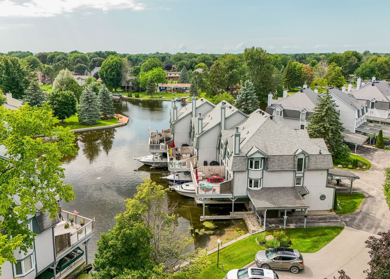 Exterior Side — Leeward Cove Villas II, Ramara, Toronto