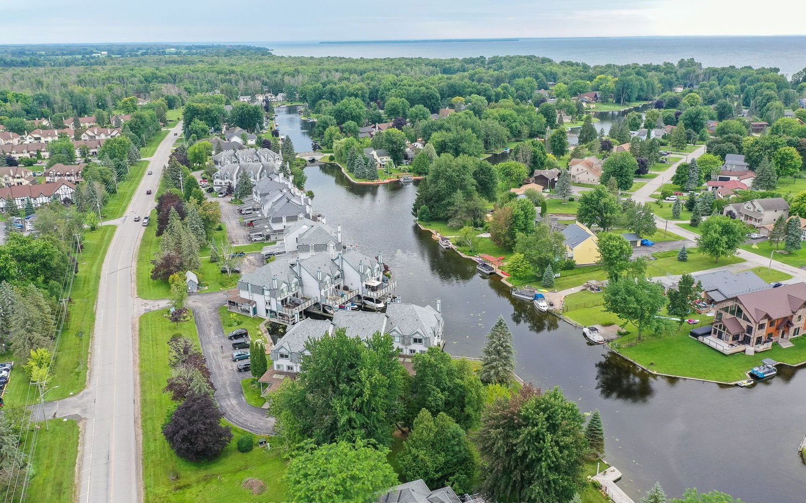 Leeward Cove Villas, Ramara, Toronto