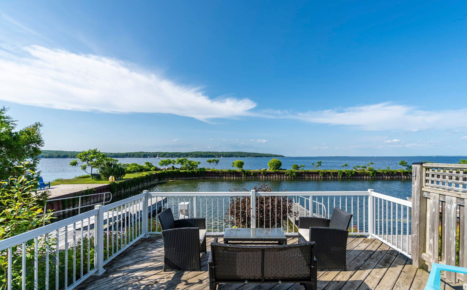 Patio — Mundy's Harbour Condominiums, Midland, Toronto