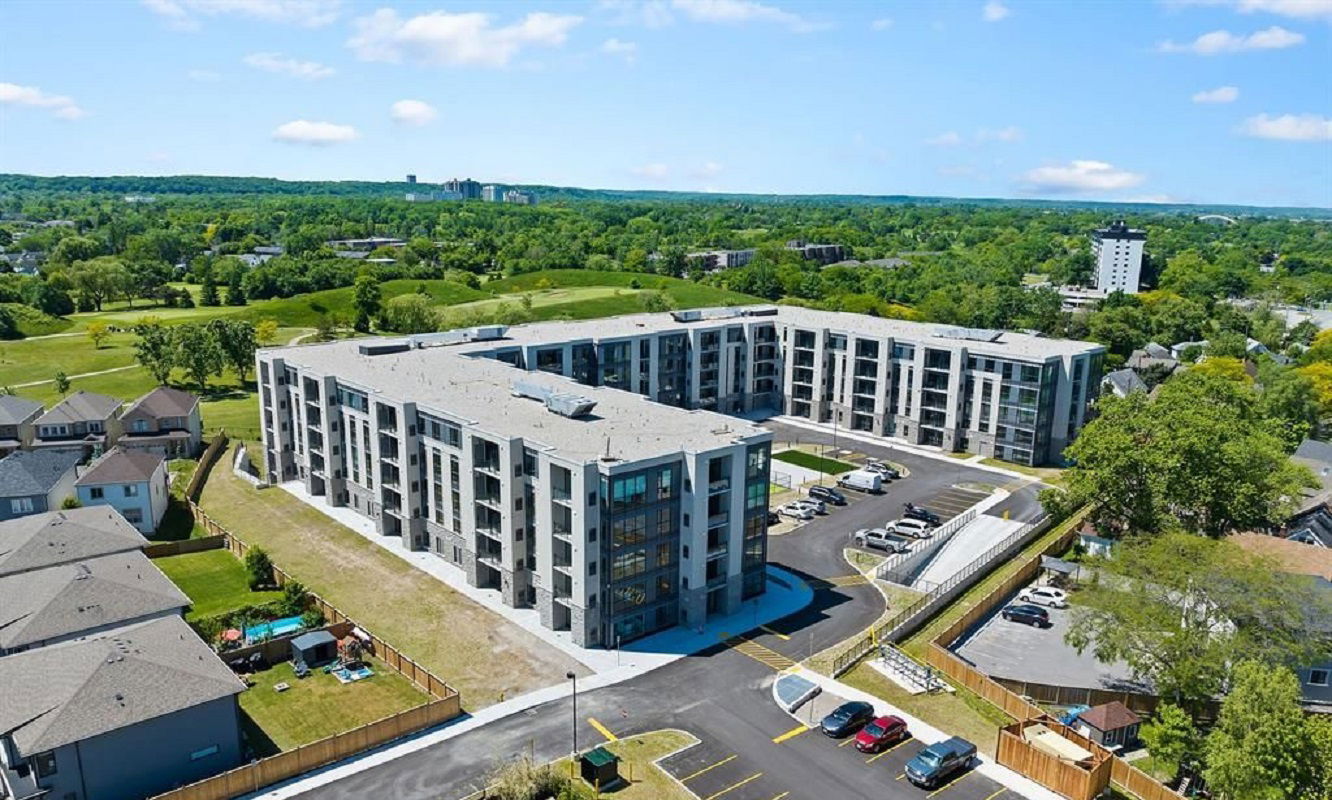 Montbello, St. Catharines, Toronto