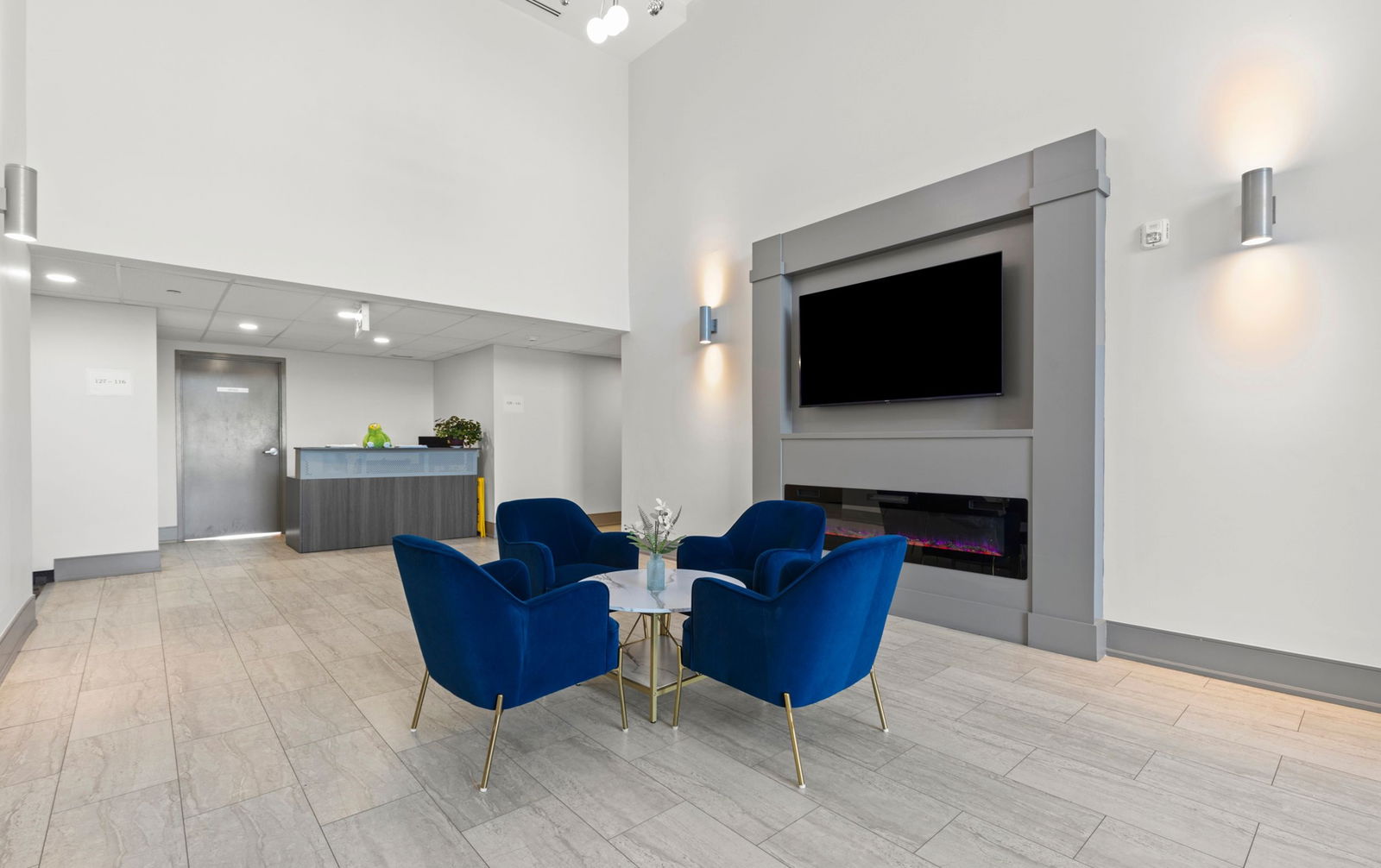 Lobby — Montbello, St. Catharines, Toronto