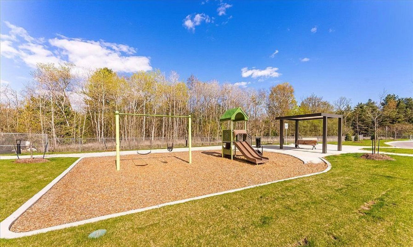 Playground — Charing Cross Condos, Oshawa, Toronto
