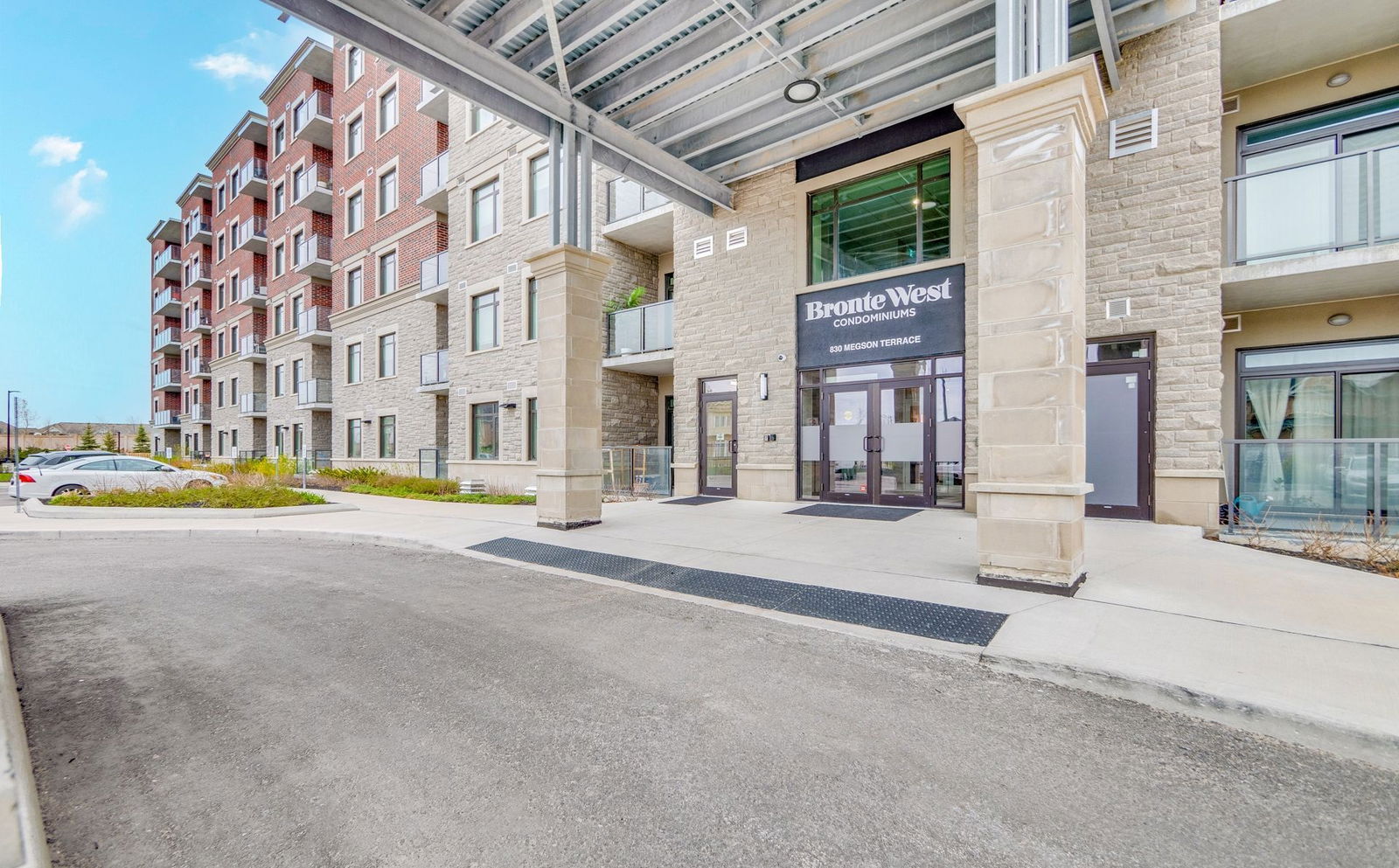 Entrance — Bronte West, Milton, Toronto