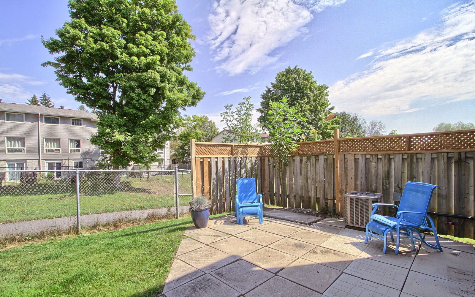 Patio — Barrie Road Condos, Orillia, Toronto