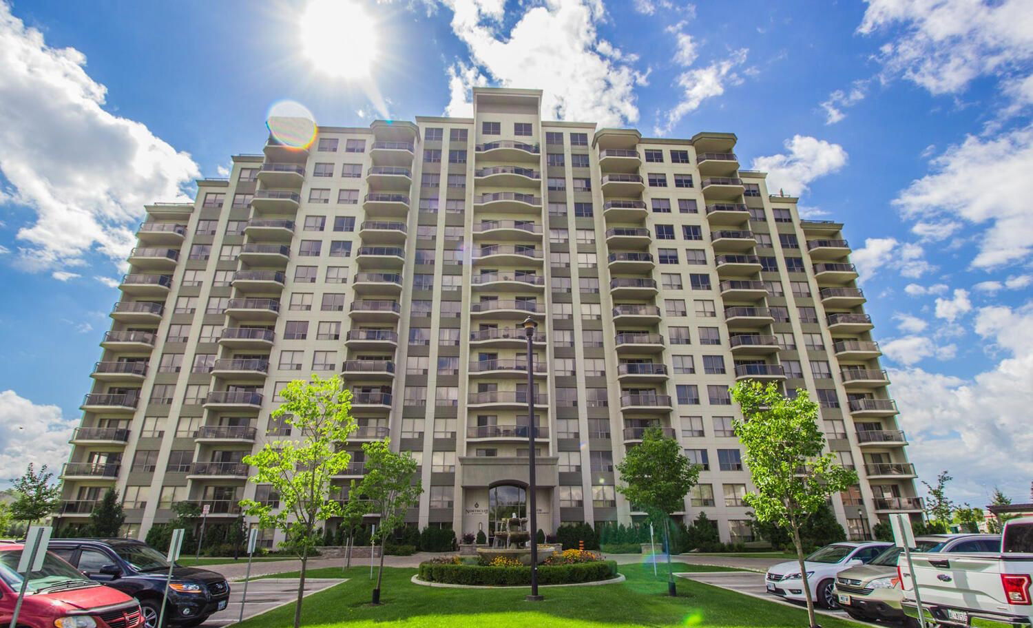 Northcliff, London, Toronto