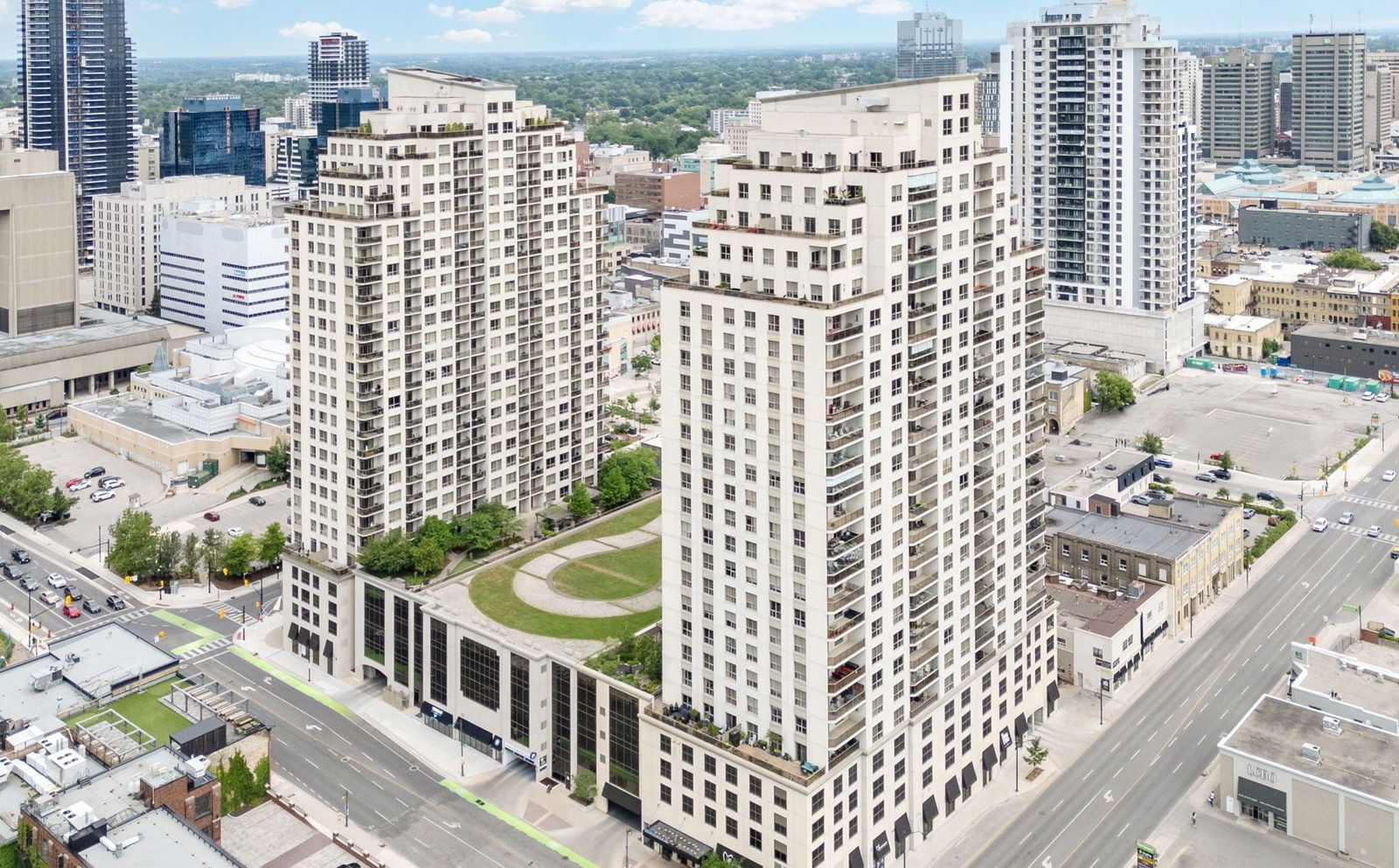 Renaissance II, London, Toronto