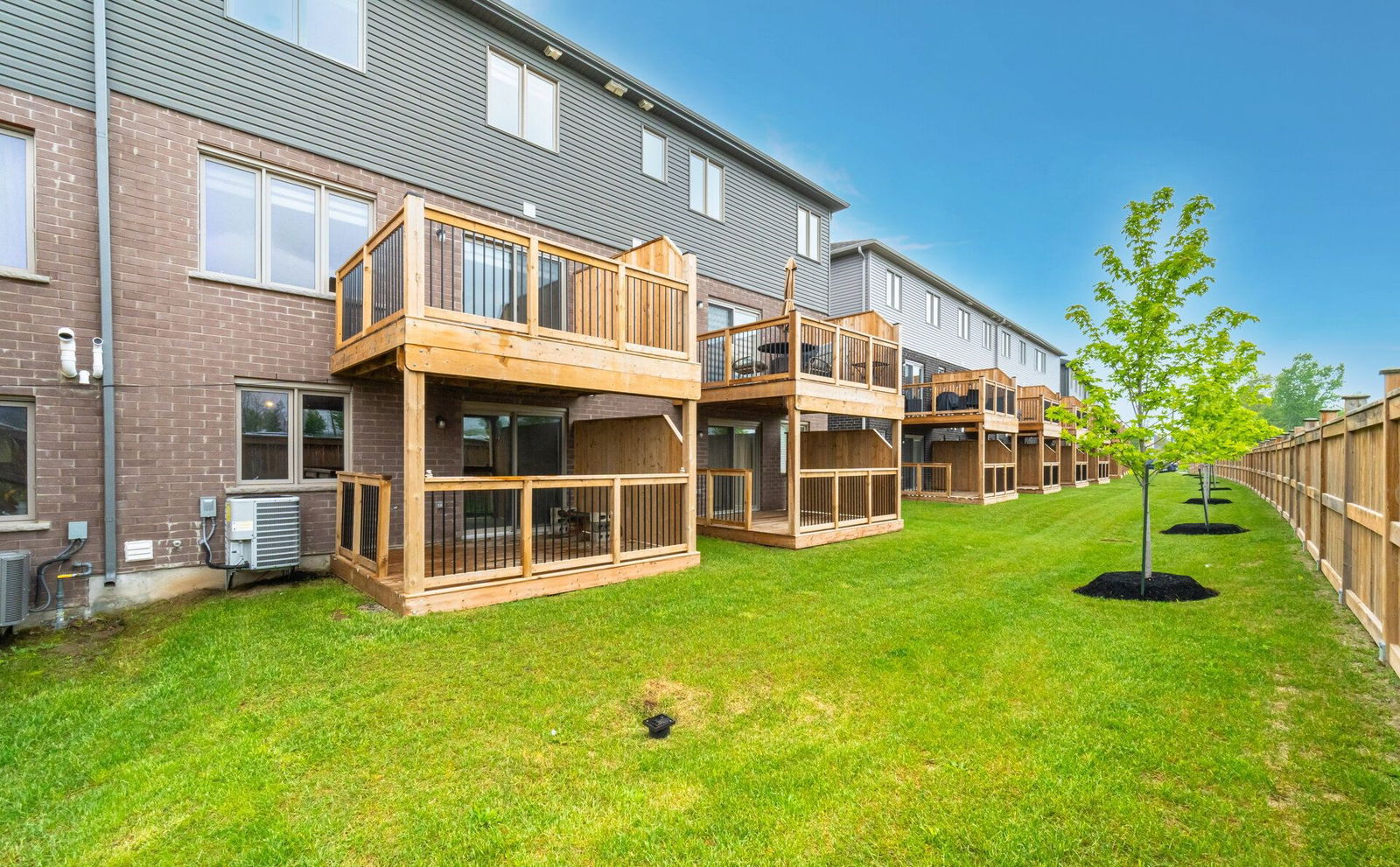 26 West Mill Street, North Dumfries, Toronto