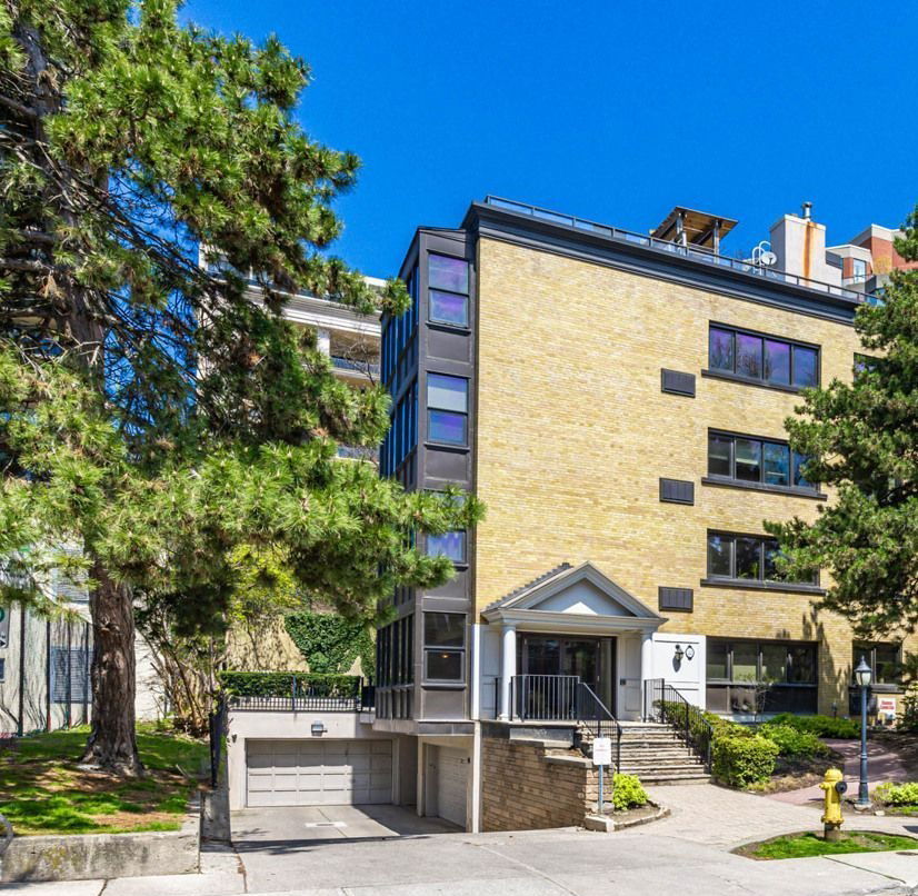 22 Woodlawn Apartments, Midtown, Toronto