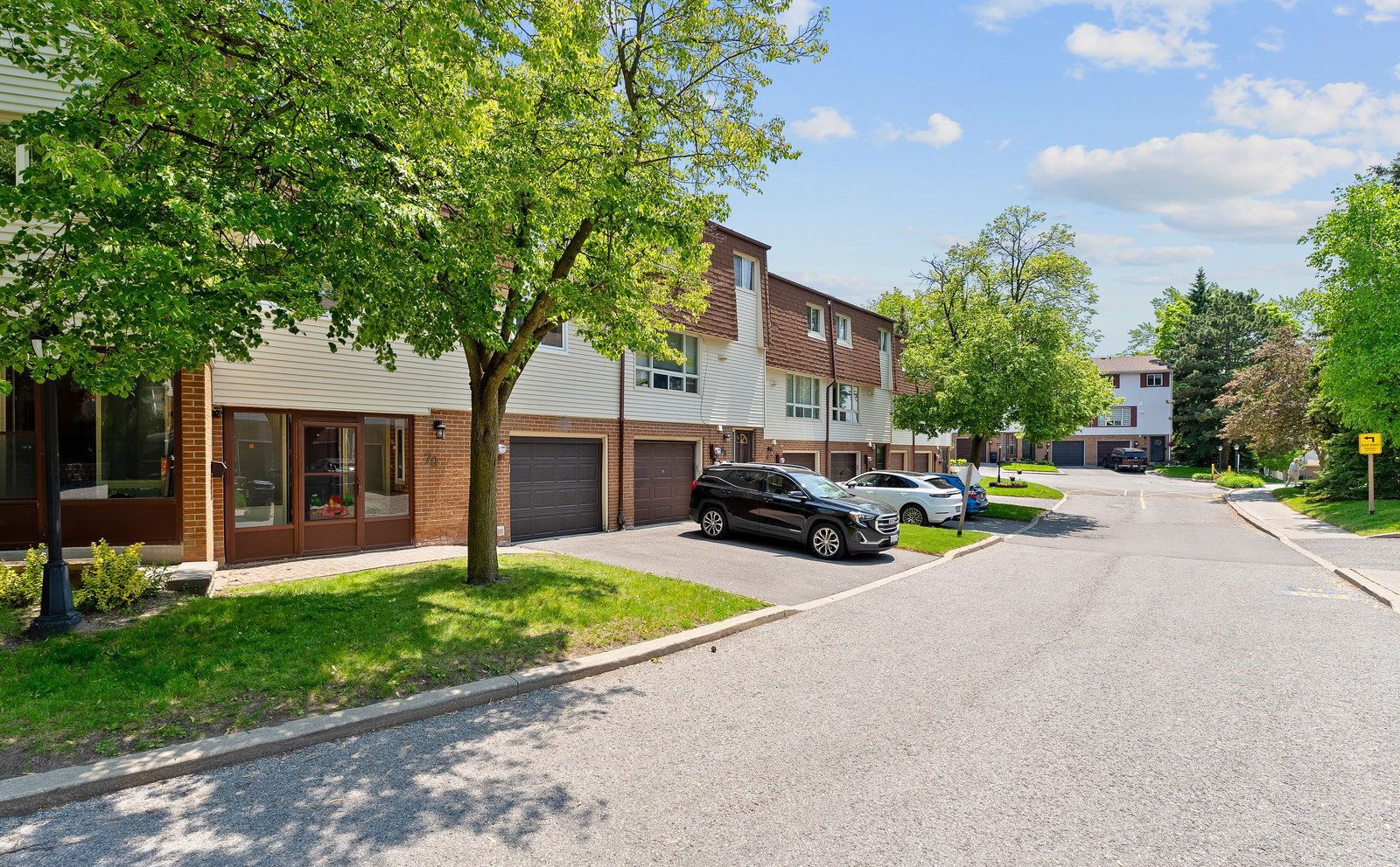 70 Jenny Wrenway, North York, Toronto