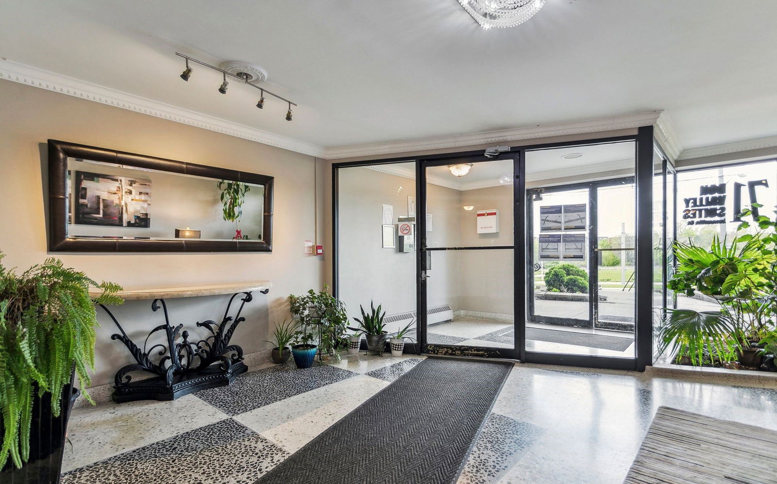 Eglinton Jonesville, North York, Toronto