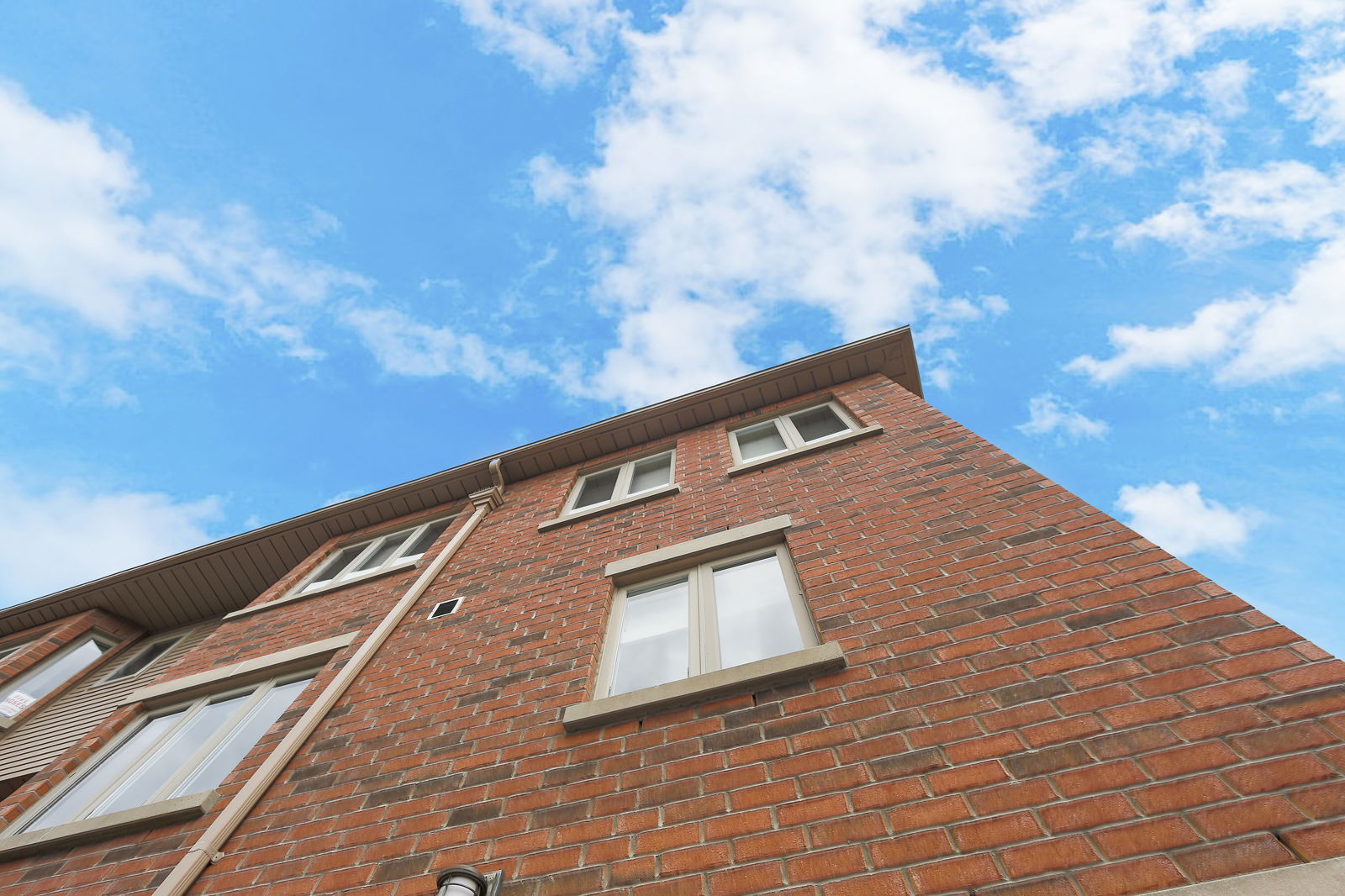 Exterior Sky — Townhomes of Plymouth Avenue, West End, Toronto