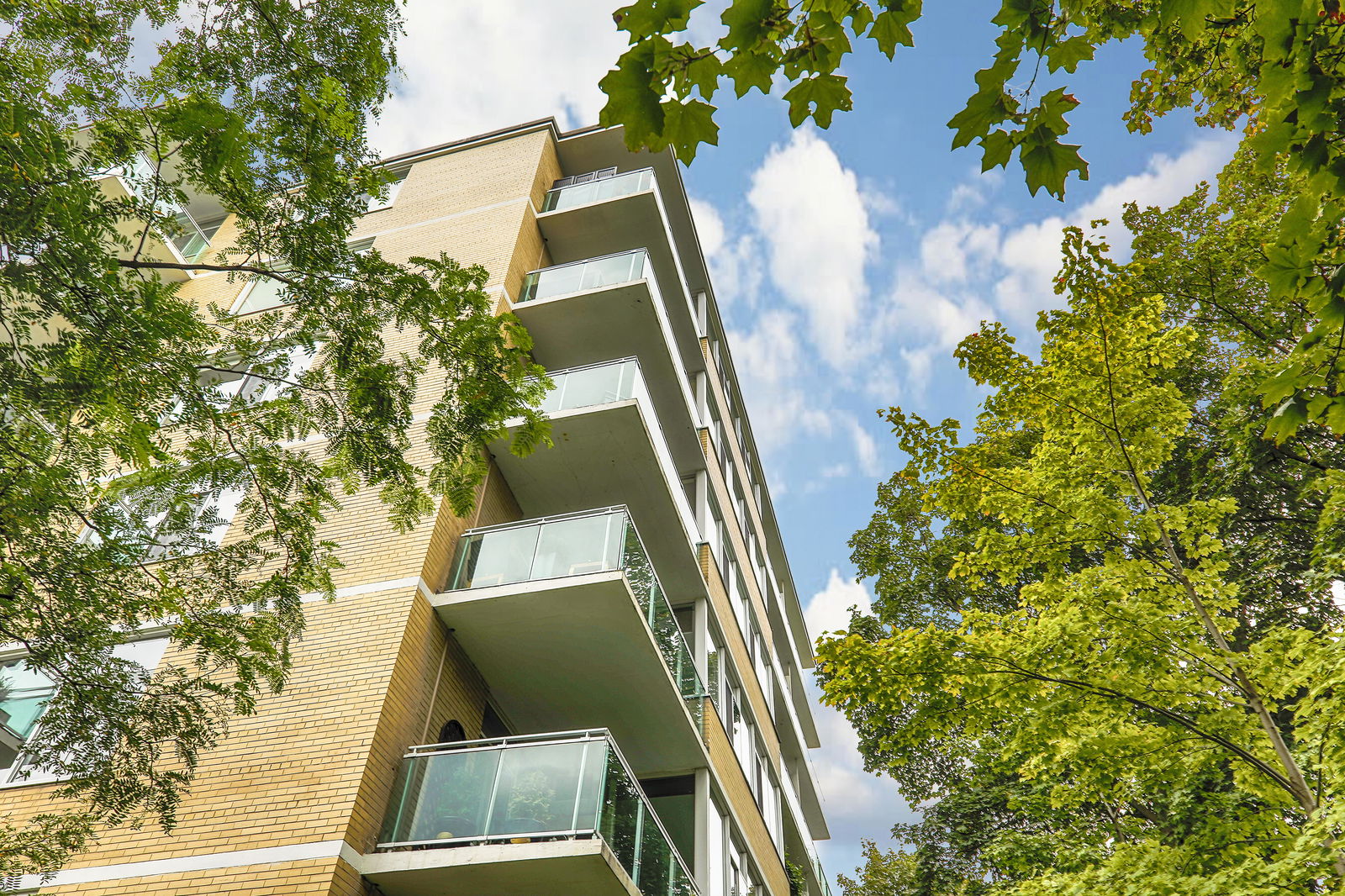 Exterior Sky — The Benvenuto, Midtown, Toronto