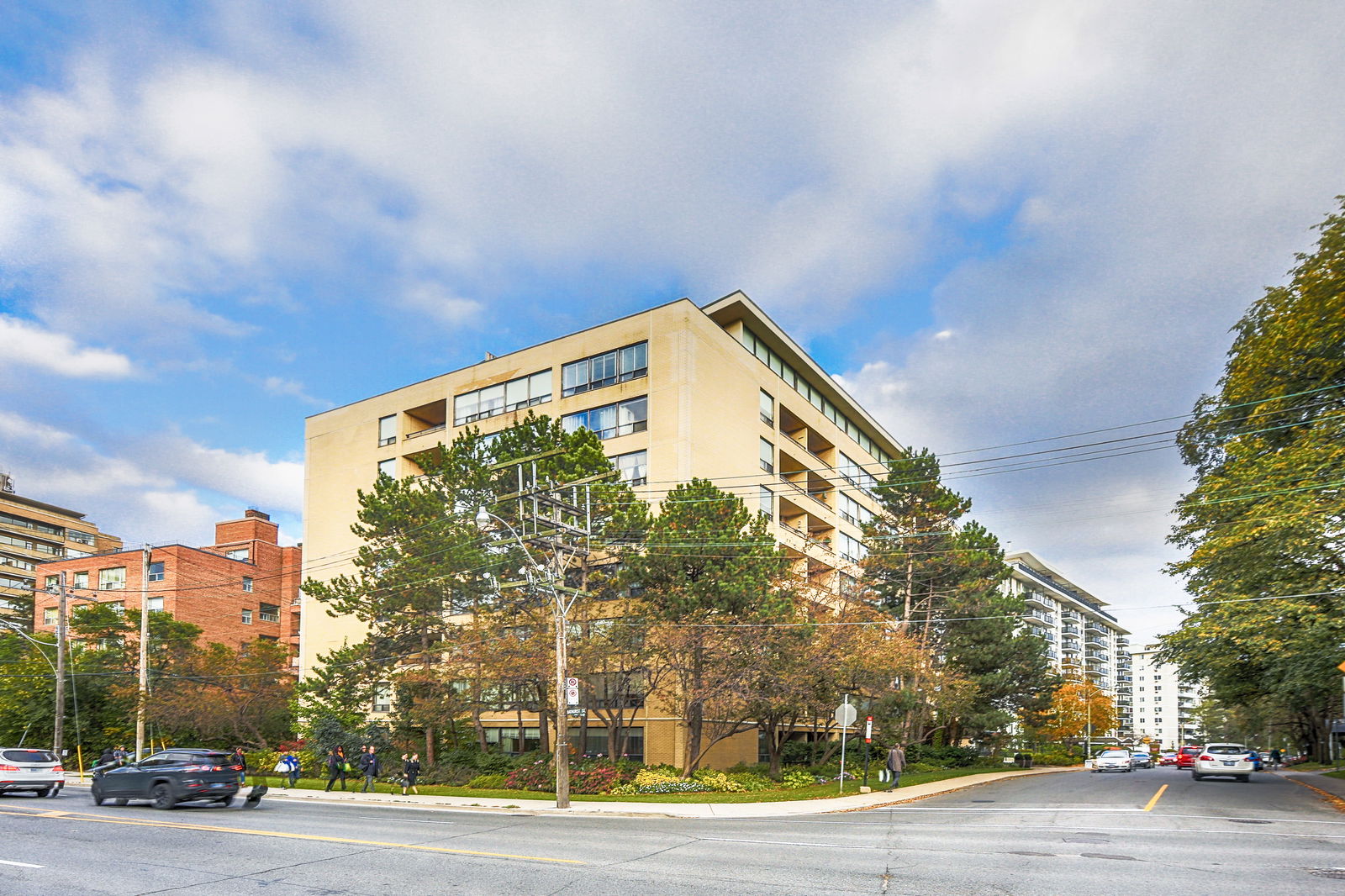 Exterior — Academy Arms, Midtown, Toronto