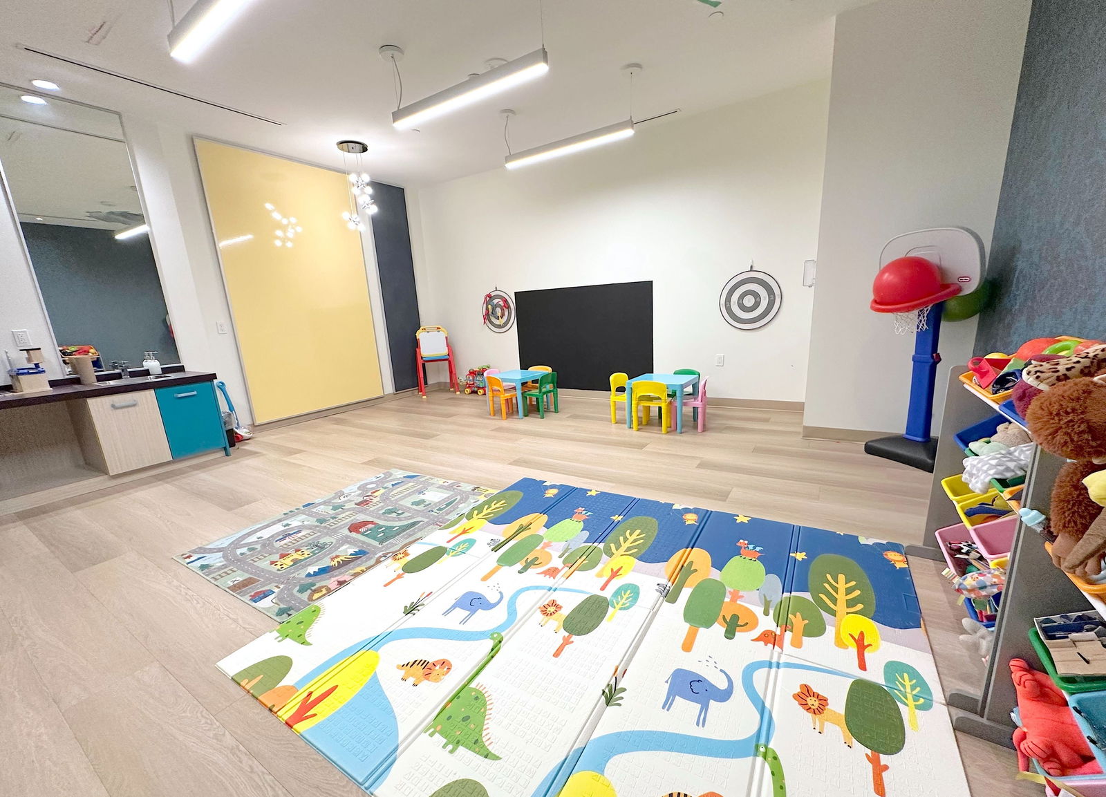 ONE225 York Mills, North York, Toronto