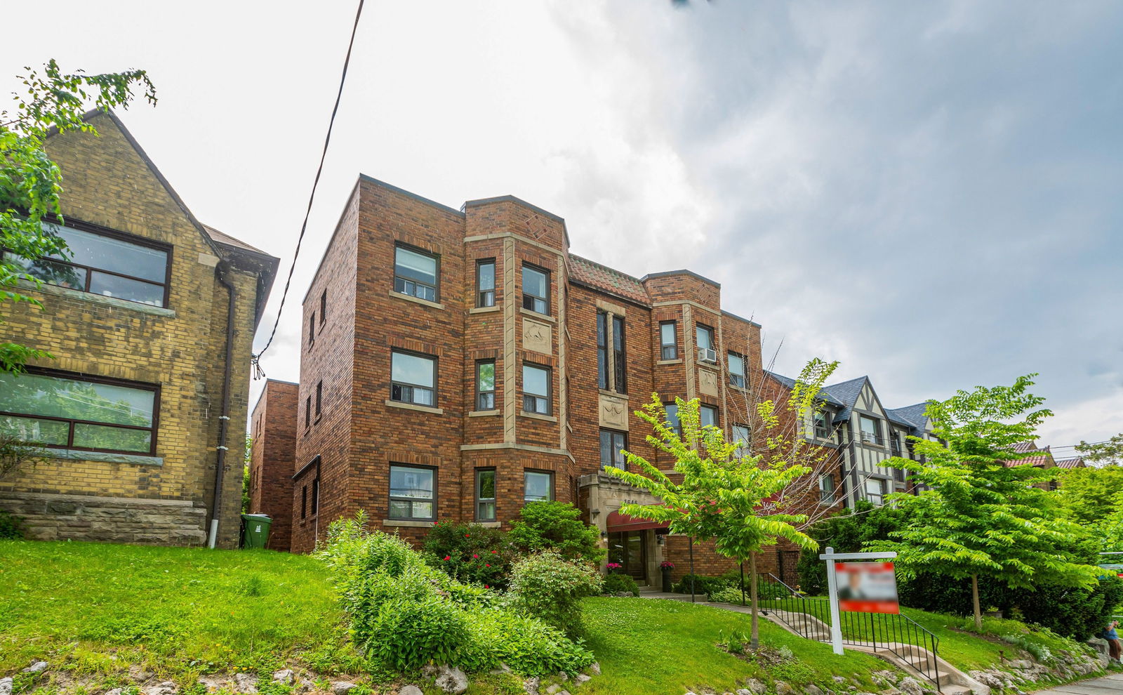 1646 Bathurst Street, Midtown, Toronto