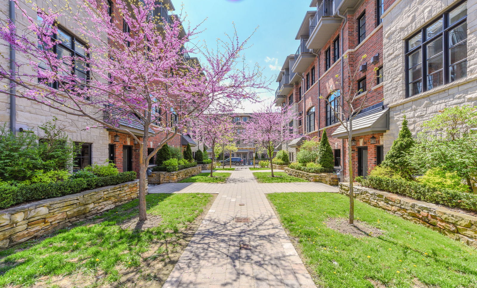 20 Salvador Allende Court, Midtown, Toronto