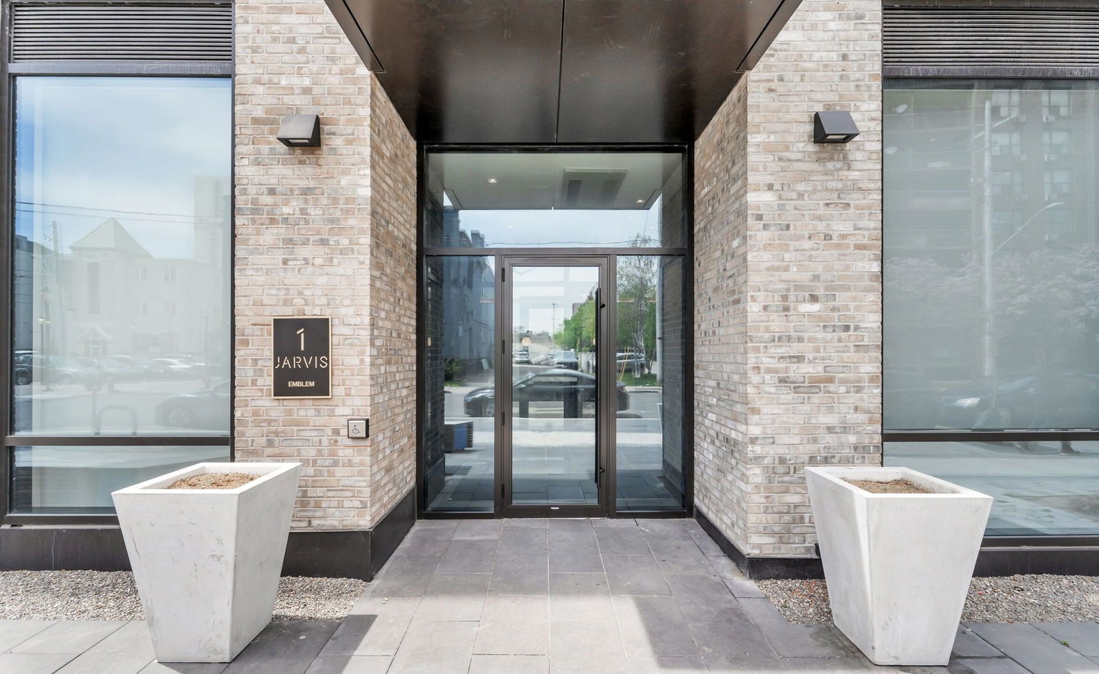Entrance — 1 Jarvis, Hamilton, Toronto