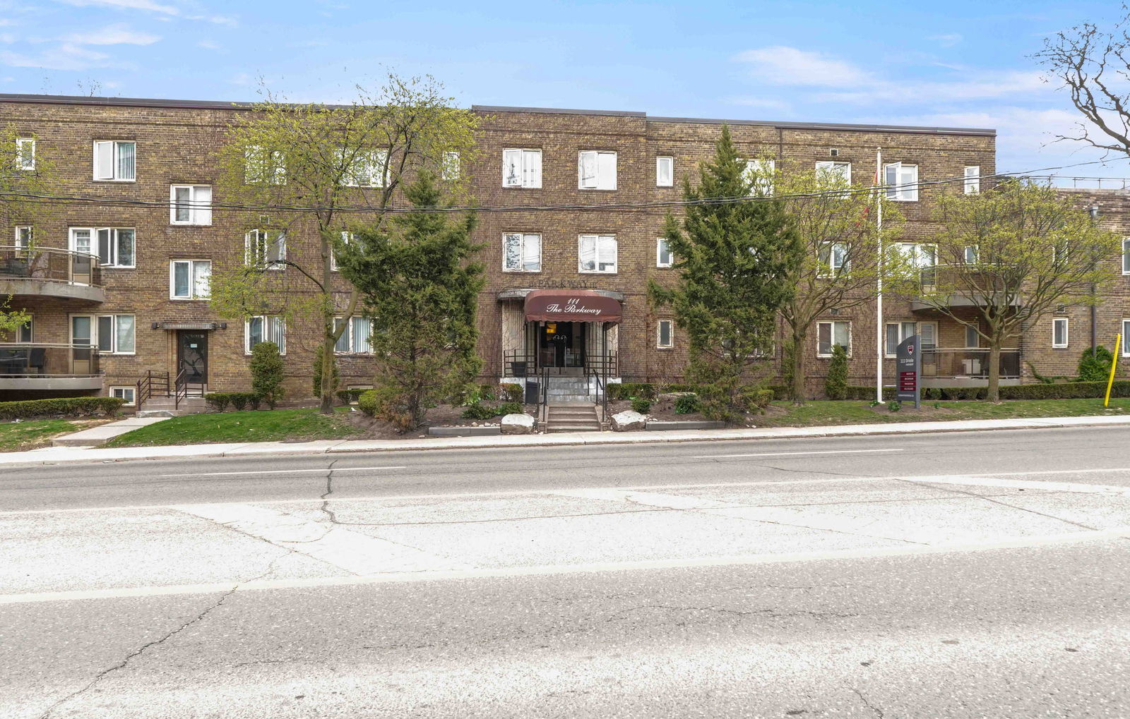 111 Oriole Parkway Rental Apartments, Midtown, Toronto