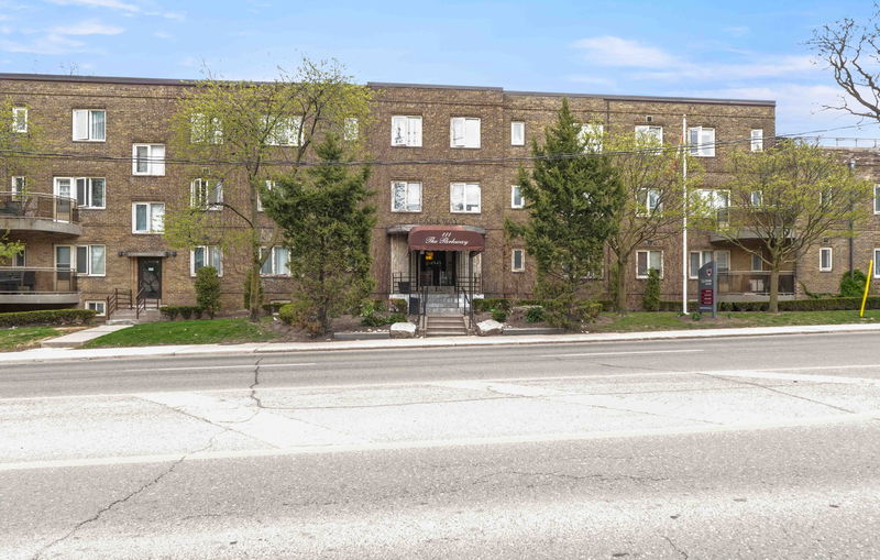 111 Oriole Parkway Rental Apartments