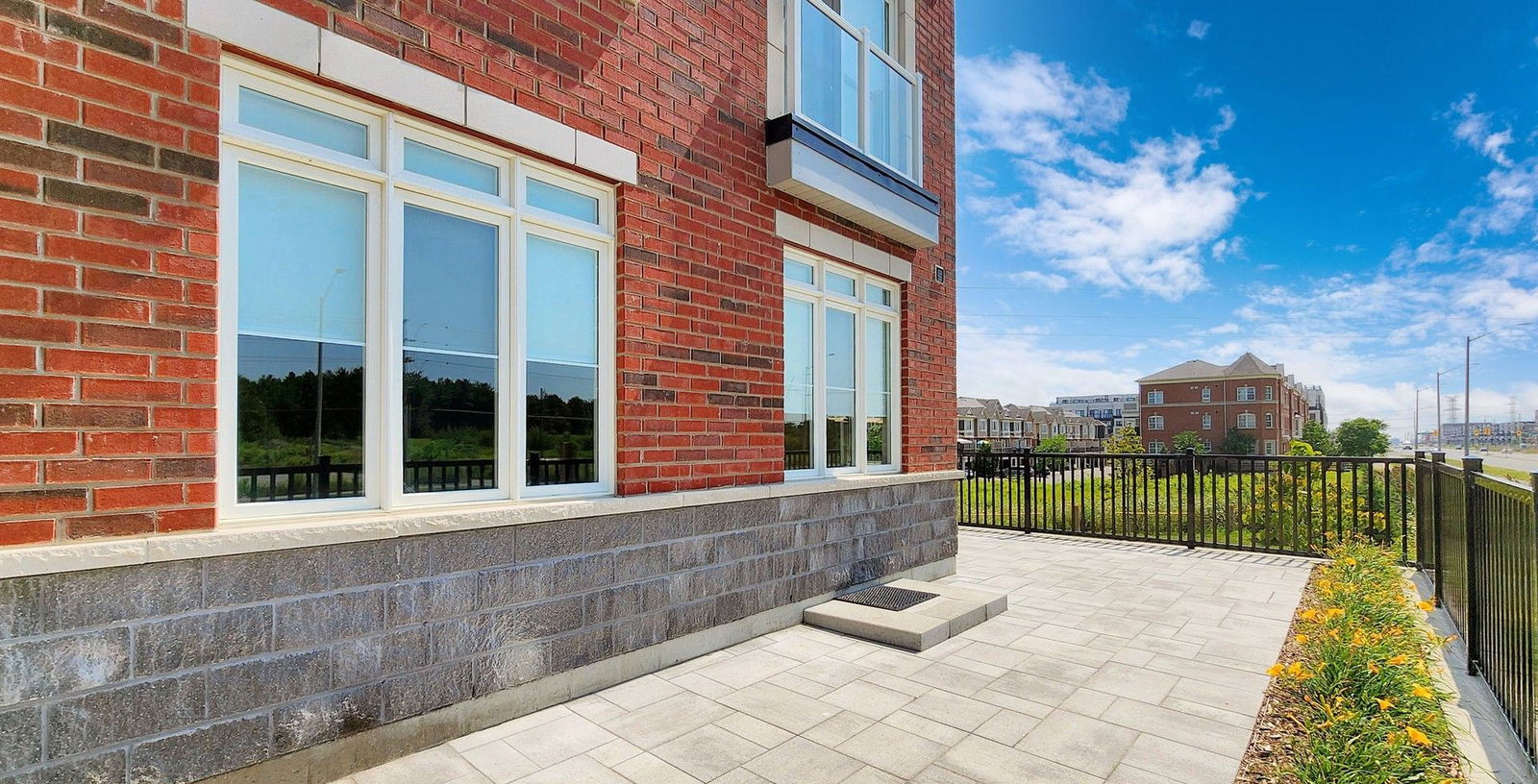 Patio — 2540 William Jackson Drive, Pickering, Toronto