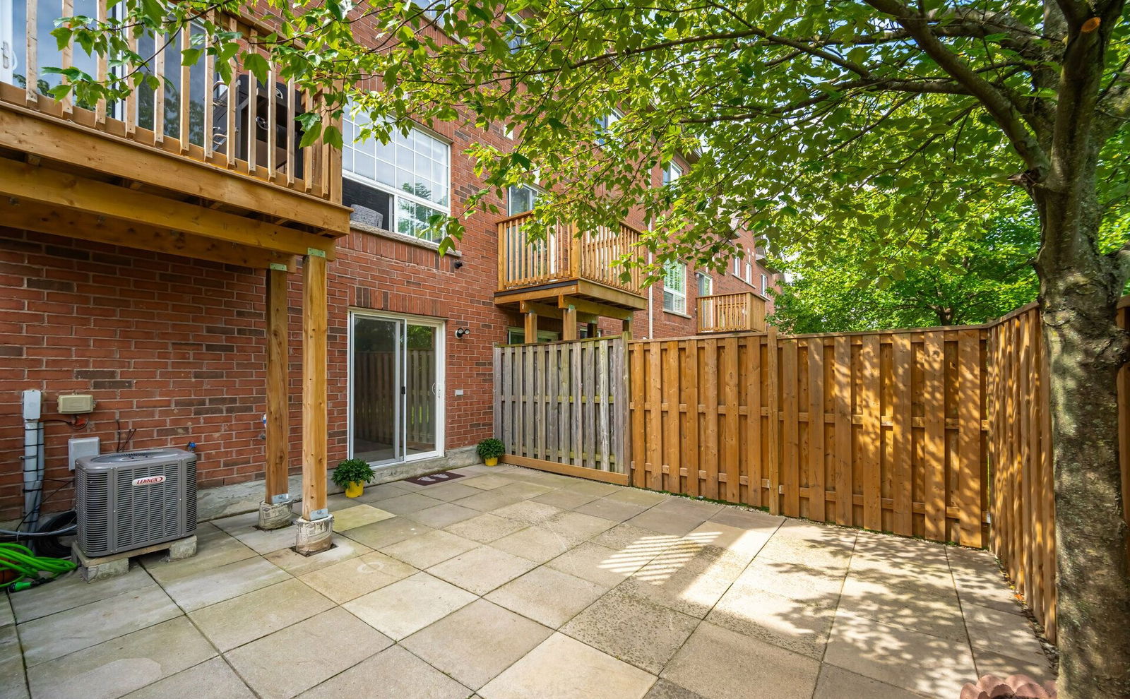 Patio — 6399 Spinnaker Circle, Mississauga, Toronto