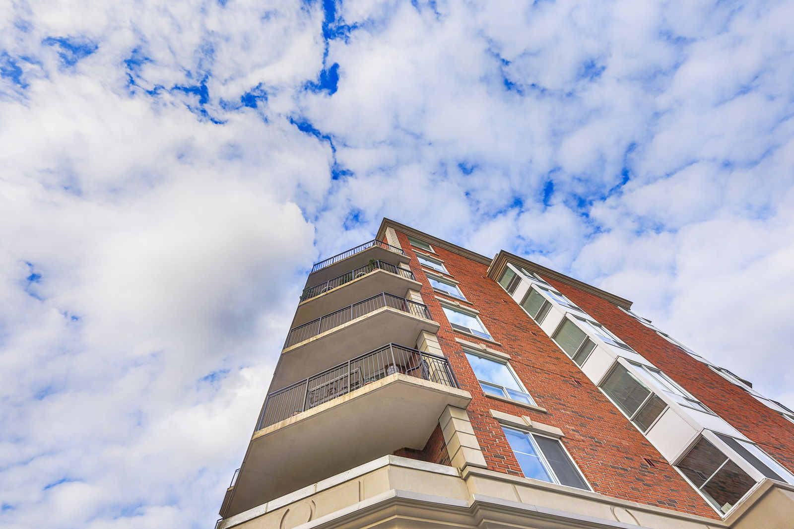 Exterior Sky — The Residences of Wanless Park, Midtown, Toronto